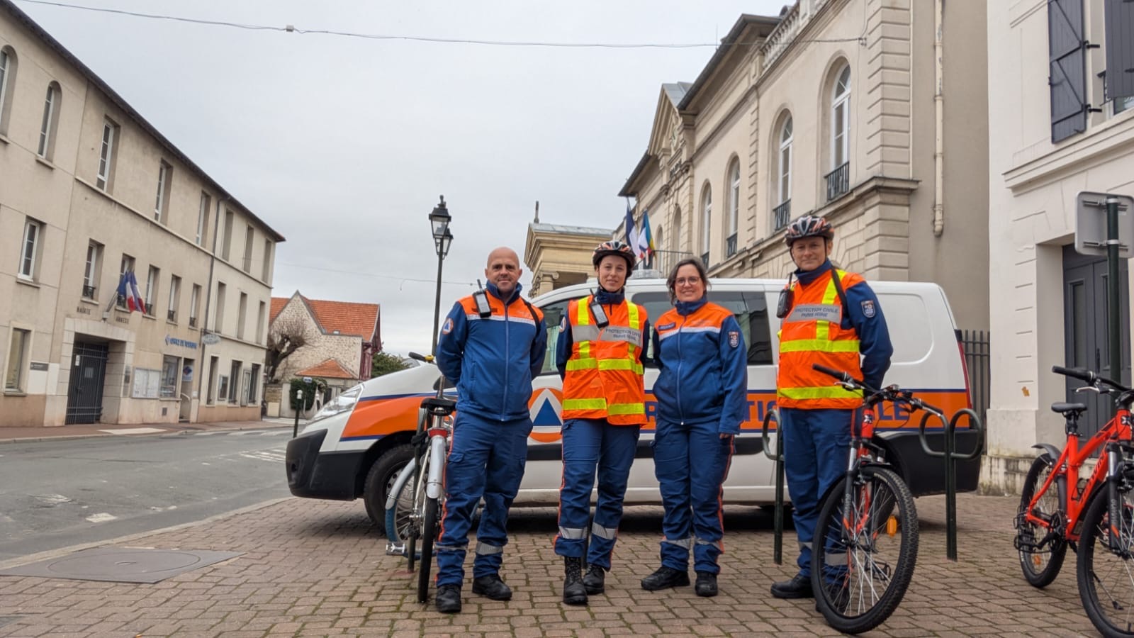 Clotilde Volunteering at Protection Civile in Paris, France