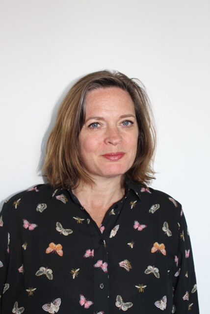 Charlotte Reverse Charlotte Reverse rotated